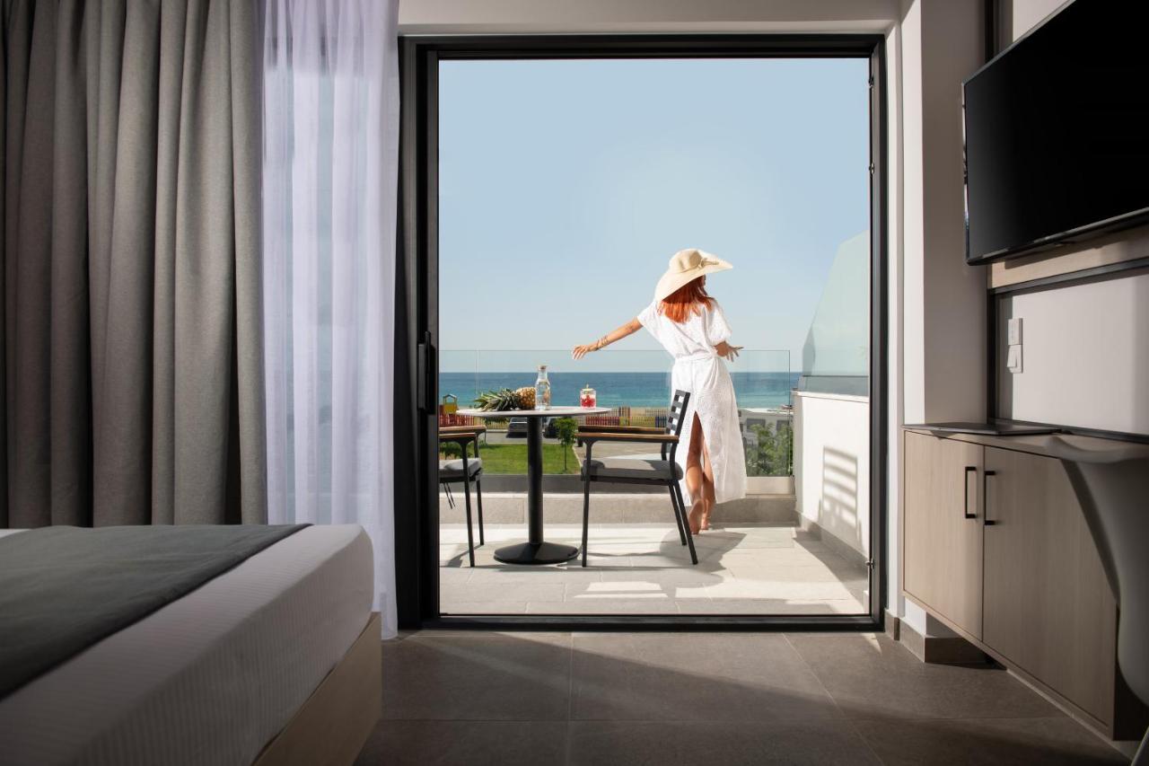 Sky Luxury Suites Sarti Exterior photo